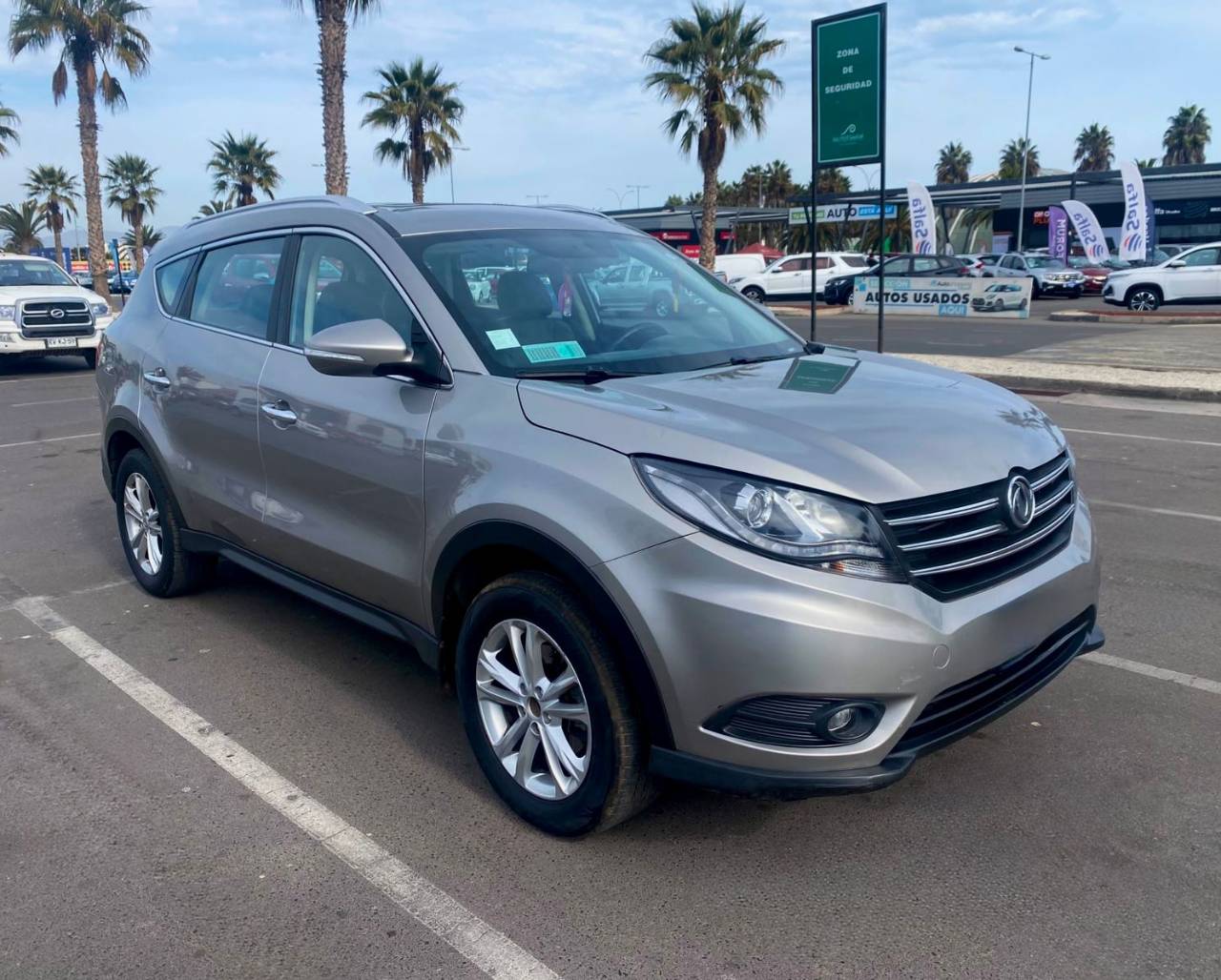 DFSK SUV GLORY 580 1.8 MT