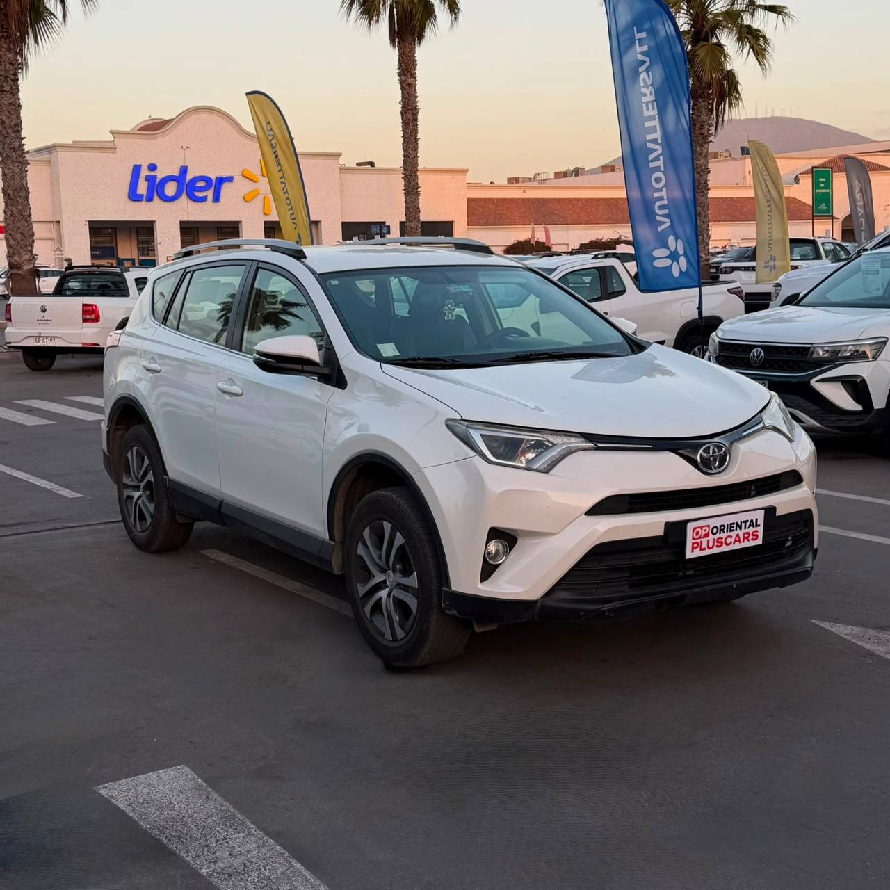 TOYOTA RAV 4 2.0 MT